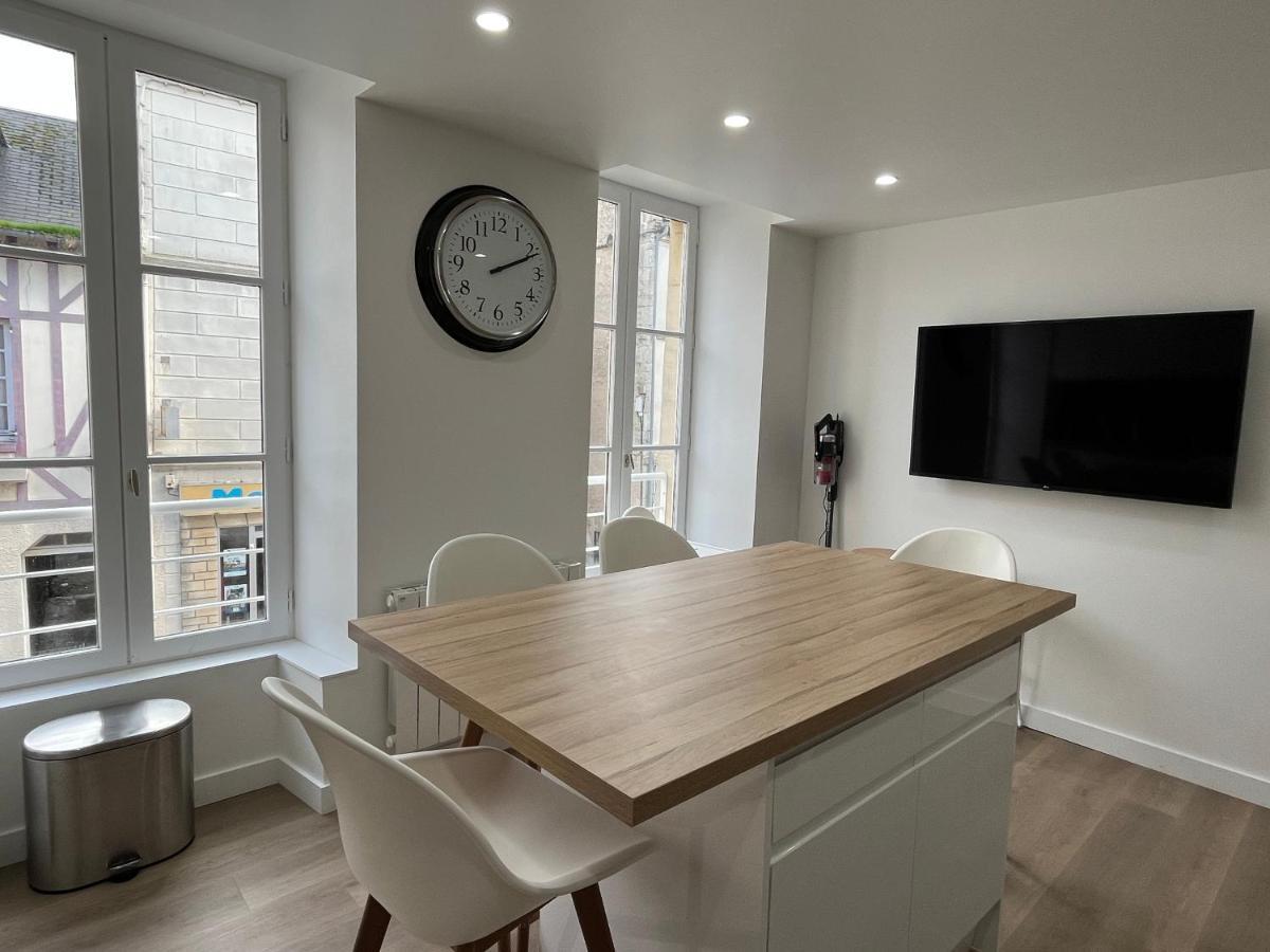 위스트르앙 Bella, Joli Appt Renove Dans Le Bourg 아파트 외부 사진